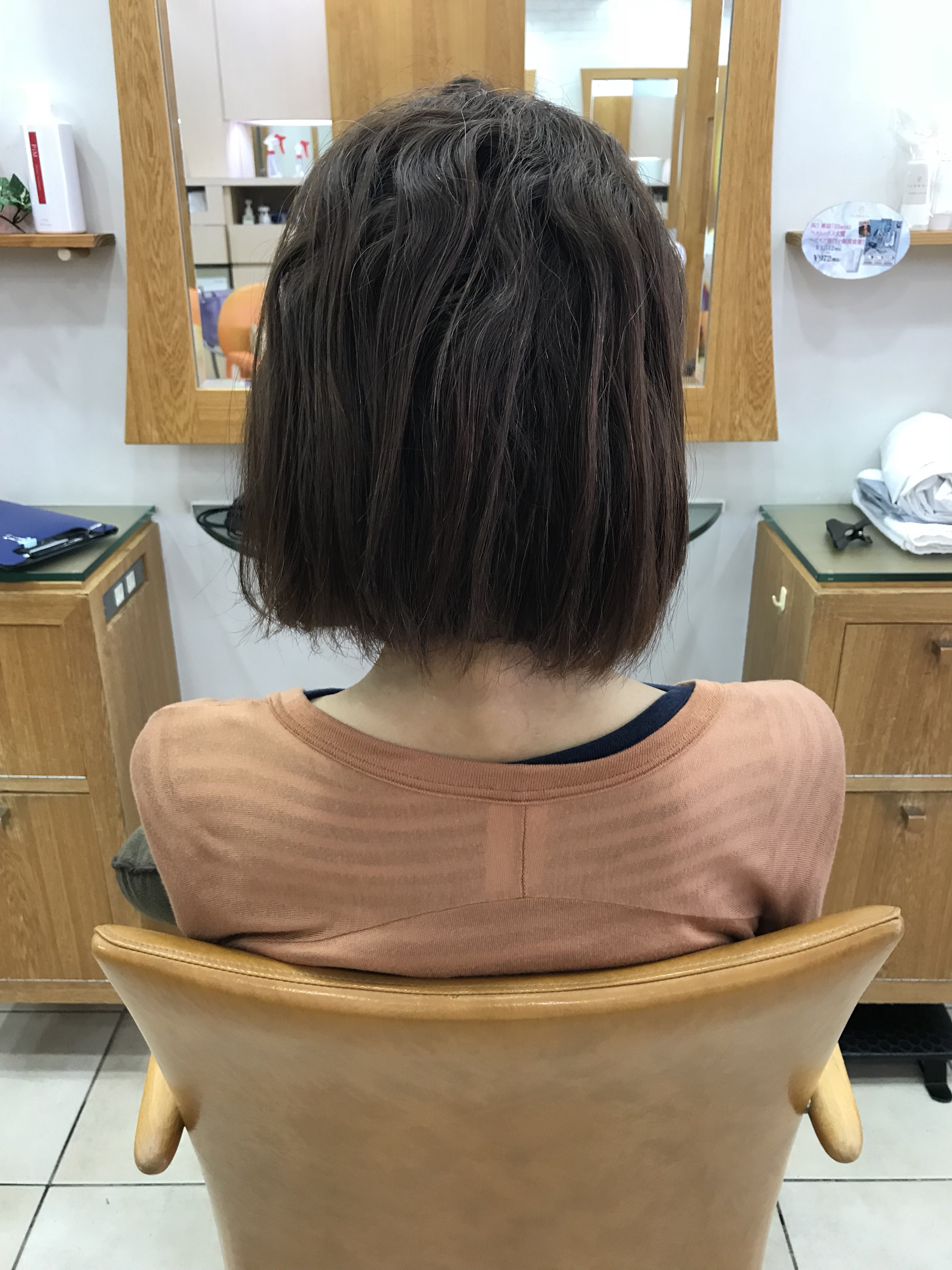 縮毛矯正は基本的に根元の伸びた所だけしかやらない理由美容室due三鷹店東京 エアーストレート ノンアイロン弱酸性縮毛 矯正 はくせ毛でお悩みの方に自然なスタイルを提供します